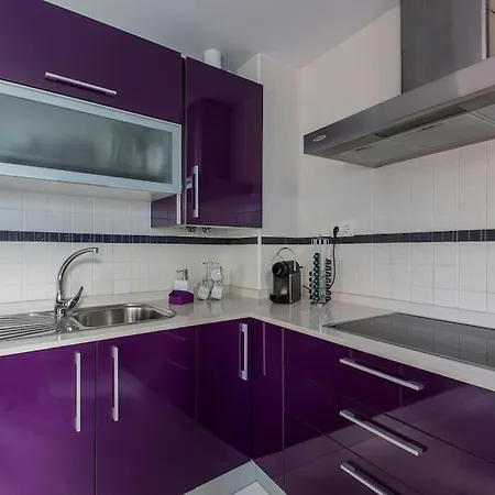 En El Centro A 200 M De La Playa *